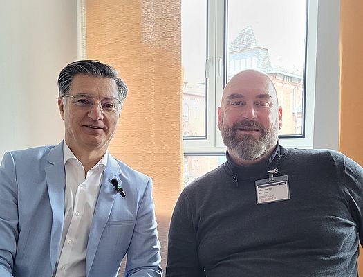 JUMO Managing Director Dimitrios Charisiadis and IEN editor Kay Petermann.