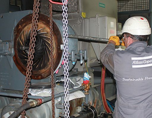 Atlas Copco’s ZH compressor plays a critical role at the Solvay hydrogen peroxide factory in Póvoa de Santa Iria, Portugal.