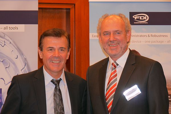 Hans-Georg Kumpfmüller of Siemens (chairman of the board FDI, LLC) and Achim Laubenstein of ABB (executive director of FDI, LLC) at the FDI press event at the NAMUR AGM 2013