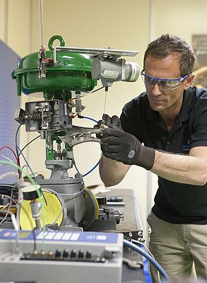 Emerson amplia la gamma di servizi a supporto dei clienti Emerson amplia la gamma di servizi a supporto dei clienti