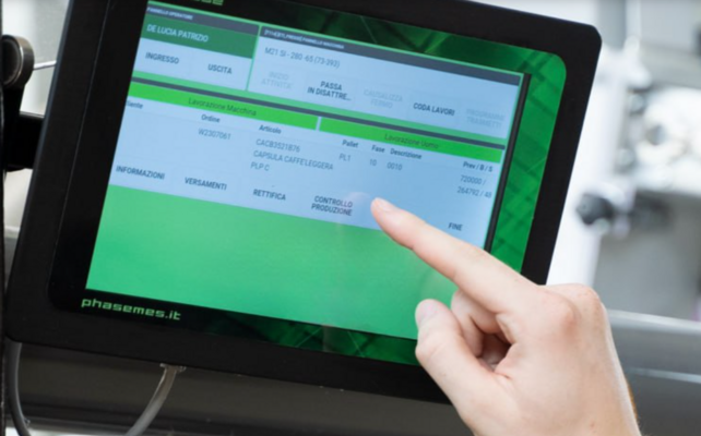 La soluzione monitora i dati in tempo reale La soluzione monitora i dati in tempo reale