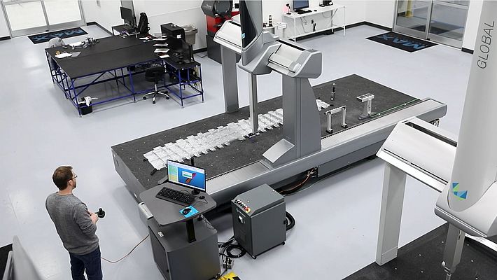 Il sistema fornisce correzioni in tempo reale Il sistema fornisce correzioni in tempo reale