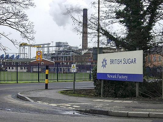 Uno dei quattro zuccherifici di British Sugar a Newark, Inghilterra orientale, che lavorano le barbabietole da zucchero per ottenere zucchero, alimenti per animali, melassa e sostanze per il miglioramento del suolo