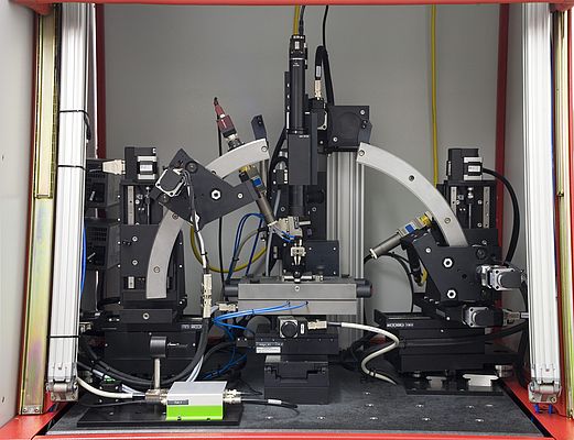 Robot per saldatura NanoWeld con i sistemi di guida HepcoMotion