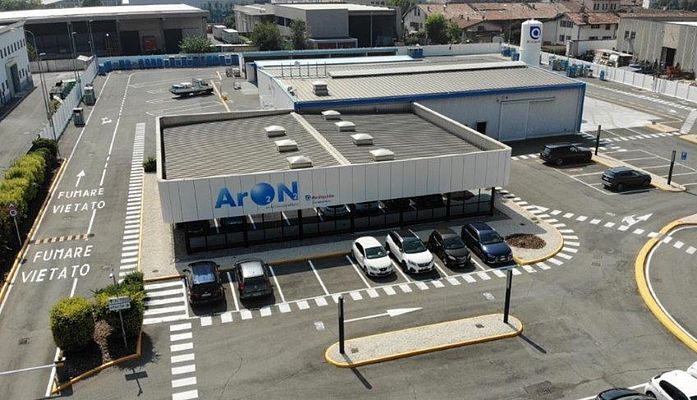 Nuovo store Aron a Brescia