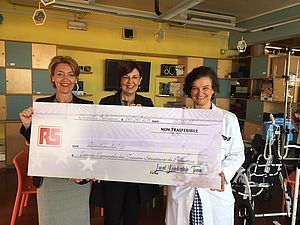 Donazione RS Components all'Istituto Tumori di Milano