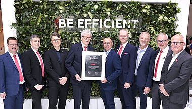 ABB und Rittal schließen Technologiepartnerschaft für Stromverteilung