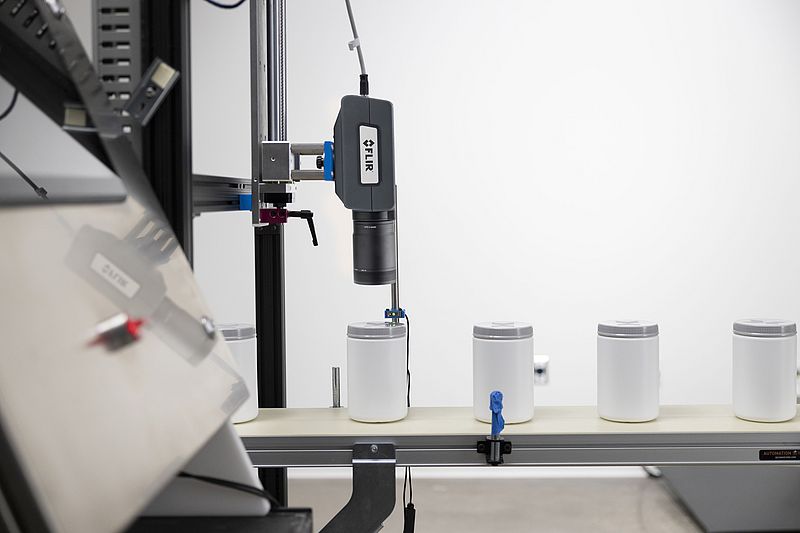 Gekühlte MWIR-Kameras für den 24/7 Einsatz