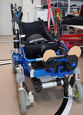 Rollstuhl entwickelt von den Enhanced Teams der OST Rapperswil ©: FAULHABER
