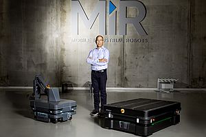 Fusion von Mobile Industrial Robots und AutoGuide Mobile Robots