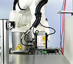Automatisierte Steckermontage mit Laser-Profilscannern
