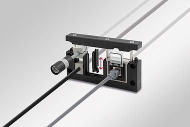 Kabeleinführung mit variablen Trennstegen