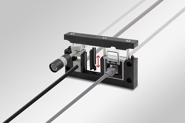 Kabeleinführung mit variablen Trennstegen