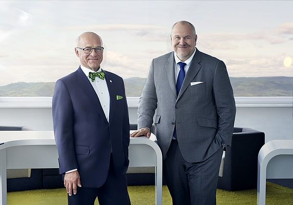 Klaus Endress, Präsident des Verwaltungsrates (links), und Matthias Altendorf, CEO der Endress+Hauser Gruppe