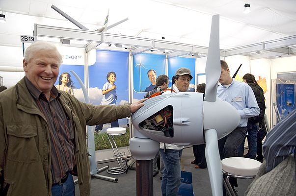 Messe in Husum weltweit größtes Kleinwindereignis