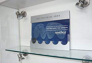 Southco zeichnet KVT-Fastening als Premier Distributor aus