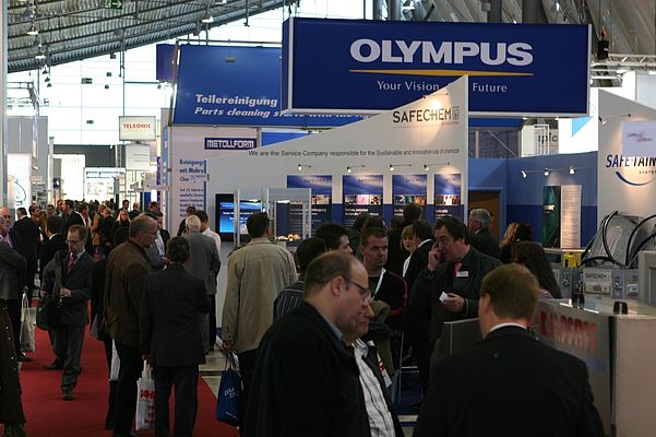 Leitmesse für Renigung in Produktion und Instandhaltung