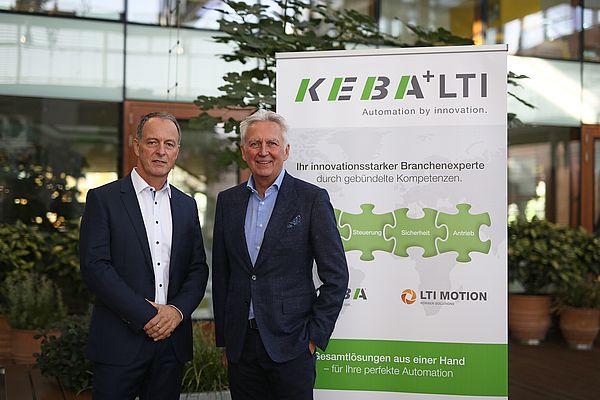 Hartmut Braun(l.), Geschäftsführer LTI Motion/Gerhard Luftensteiner(r.), CEO KEBA AG