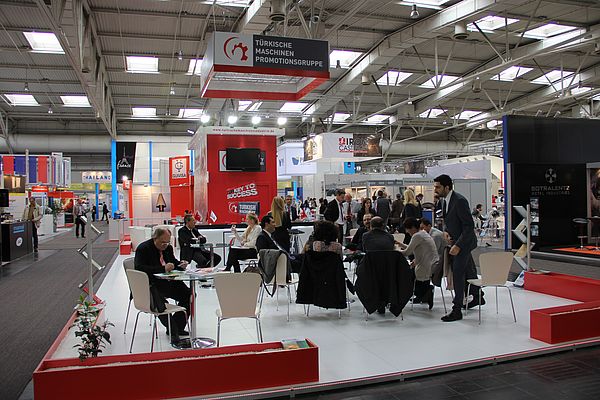 Avrupa'nın En Büyük Endüstriyel Fuarına Türkiye Makine Tanıtım Grubu damgasını vurdu.