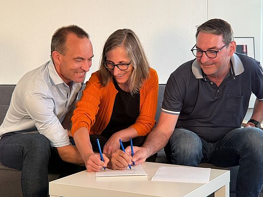 Critical Manufacturing, Akıllı Üretimde Yapay Zeka Destekli Görüntü Analizini Geliştirmek İçin Convanit'i Satın Aldı