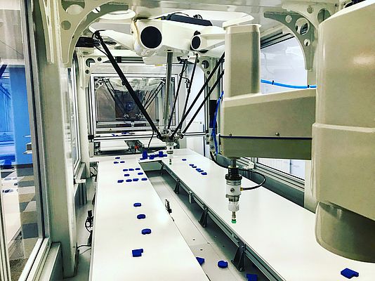 OMRON’un yeni İnovasyon Laboratuvarı robotik üretim konseptleri sunuyor
