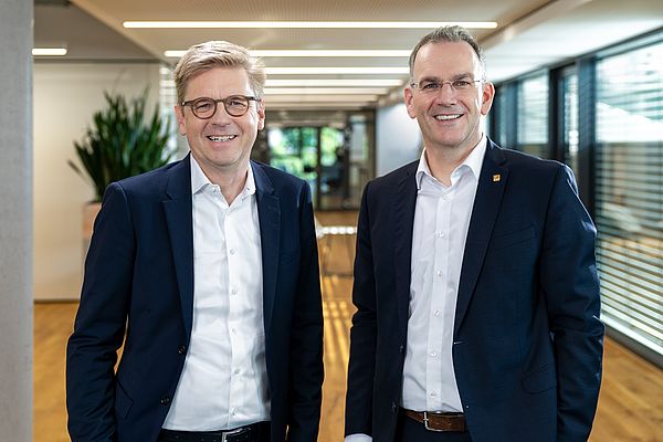 Dr Mats Gökstorp (left), chairman of the executive board at SICK AG, and Dr Peter Selders, CEO of the Endress+Hauser Group.