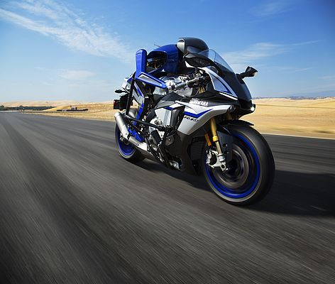 Yamaha Showed its Ability to Combine Robot Technology and Track Action at its Annual Distributor Meeting