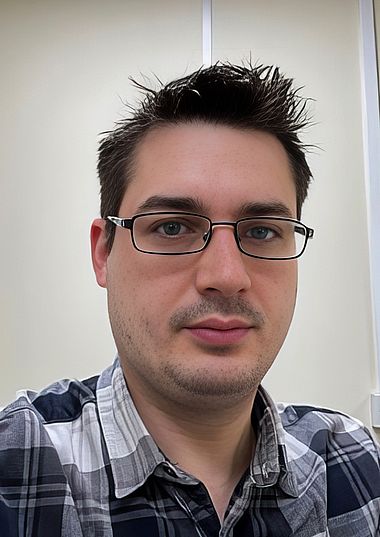 Custom Optics - Trends, Challenges, the Design Process and Quality Assurance