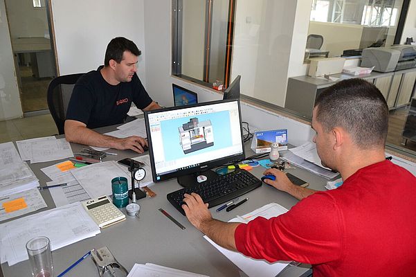 BRAKO’s two engineers — project manager Aleksandar Naumov and mechanical engineer Slavcho Mitrovski — are able to program approximately 2,000 different parts per year using ESPRIT