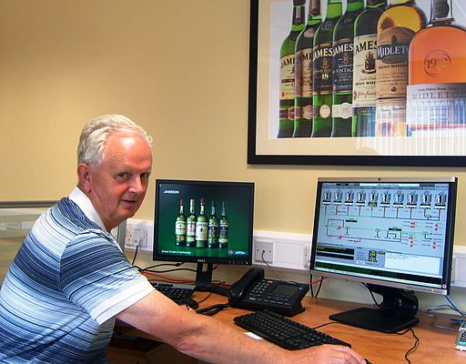 Mick McCarthy monitors whiskey production with up-to-date plant data transferred to the control system via Turck‘s excom remote I/O system