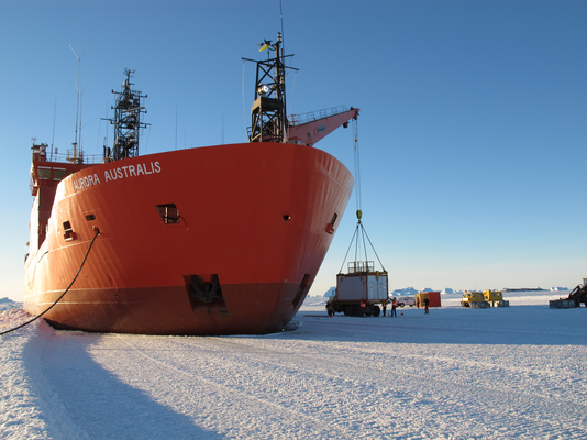 Unloading of the mobile LIDAR onto the fast ice in front of the Australian Antarctic station Davis (69° S) from the ice breaker “Aurora Australis”