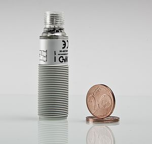Miniaturized Ultrasonic Sensor