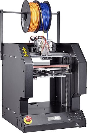 3D Printer with Dual Extruders