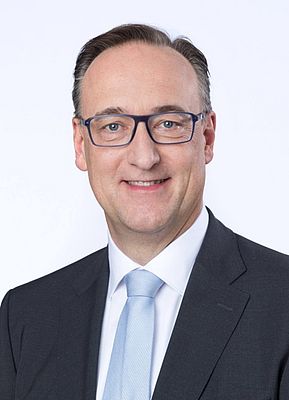 Dr. Helmut Gassel, Member of the Management Board and CMO Infineon Technologies AG