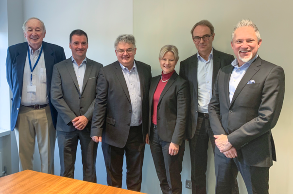 From left to right: Tom Hughes (Former Chairman), Philip Duffy (CFO) & Henry Brankin (MD) from Virtual Access, accompanied by Jenny Sjödahl (CEO, Westermo), Per Samuelsson (CEO, Beijer Group) and Joakim Laurén (CFO, Beijer Group).