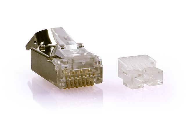This connector for data transmission from Yamaichi Electronics has a tested life of more than 1,000 mating cycles