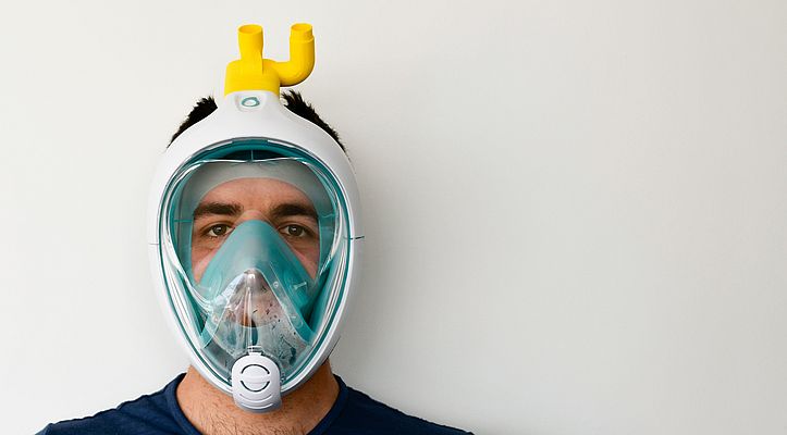 Italian Startup Transforms a Snorkeling Mask into an Emergency Ventilator Mask