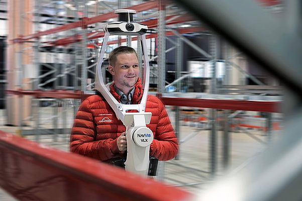 A 3D scanner unit is used to create a fully realistic, three-dimensional image of the environment. This accelerates and simplifies the planning of automation projects. Picture: Linde Material Handling