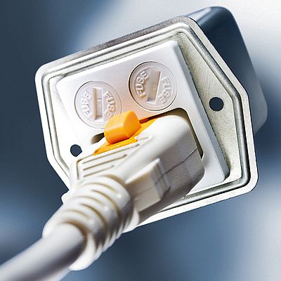 Plug-retention Safeguard
