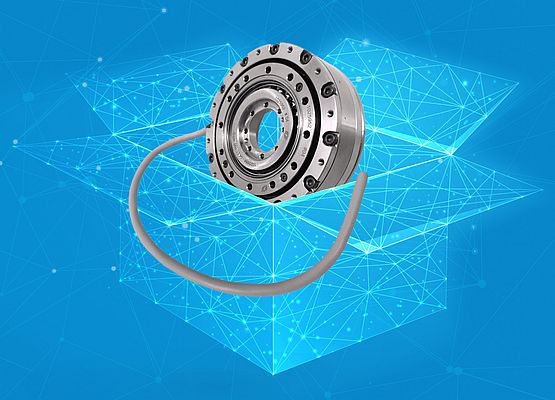 Innovative plug-and-play solution for intelligent automation: the digital strain wave gear is smart, backlash-free and installation space-neutral. Picture: Nabtesco Precision Europe GmbH / stock.adobe.com/Inna, 386234689 / stock.adobe.com/MH, 196608236