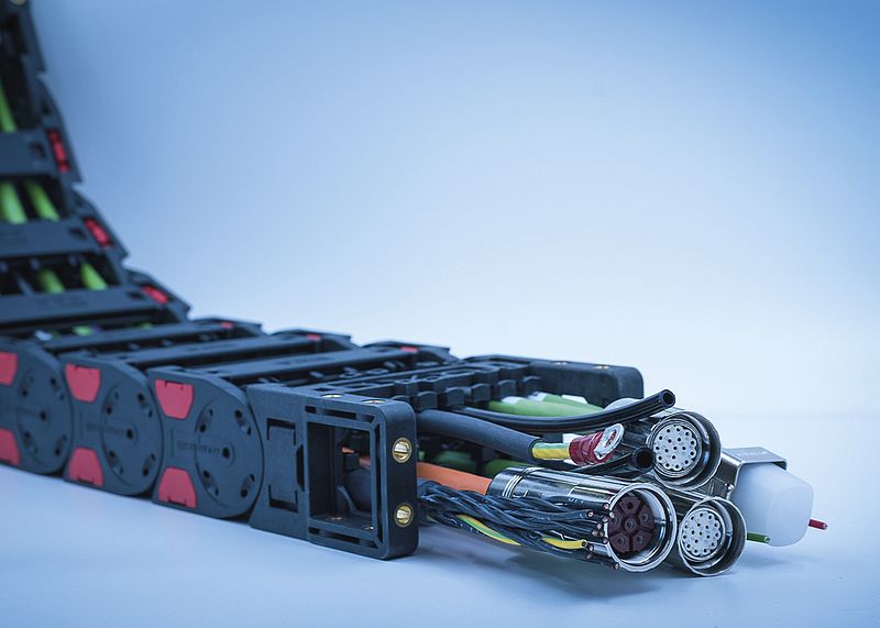 Drag Chain Cables for a Wide Application Range