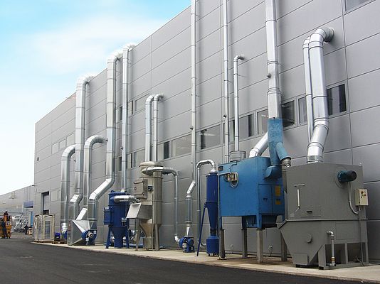 Soluzioni AERIS per la filtrazione dell’aria in ambienti industriali