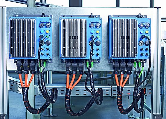 Gli Inverter NORDAC LINK dispongono, come tutta l’elettronica di azionamento NORD, di un PLC integrato che acquisisce i dati di stato dell’azionamento per la manutenzione predittiva
