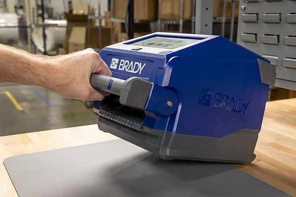 BradyPrinter i4311: Stampa di etichette industriali senza cavi