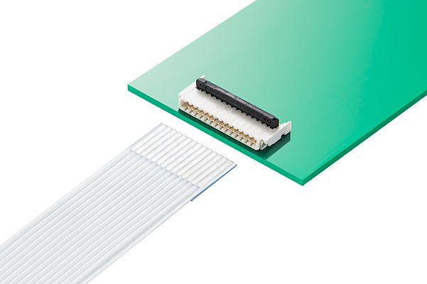 Le spine e le prese di tipo USB-C sono progettate per 5 Ampere di corrente e sono adatte a velocità di trasferimento dati fino a 40 Gbit/s