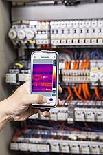 Testo presenta la termocamera testo 860i per smartphone: una soluzione smart per misure rapide e precise nel settore dell’impiantistica e in molte altre applicazioni