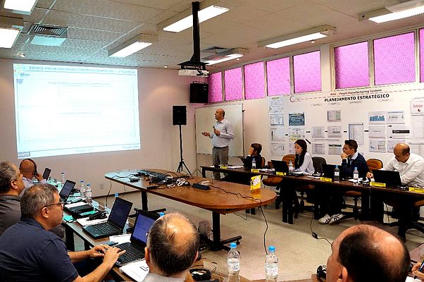 Un recente meeting di formazione su Energy & Maintenance Management presso lo stabilimento in Brasile