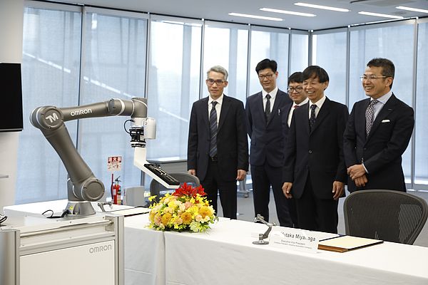 Omron e Techman formano una nuova alleanza nel campo dei robot collaborativi