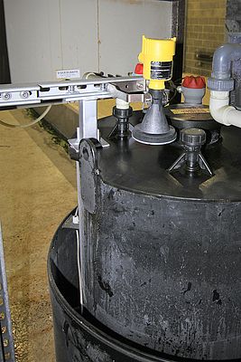 Il misuratore di Vega è ideale per la misura di prodotti chimici usati durante la combustione dei rifiuti