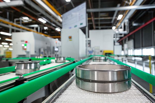 Stabilimento di produzione italiano ICSA, Torino – Produzione di cuscinetti SRB, Cuscinetti orientabili a rulli